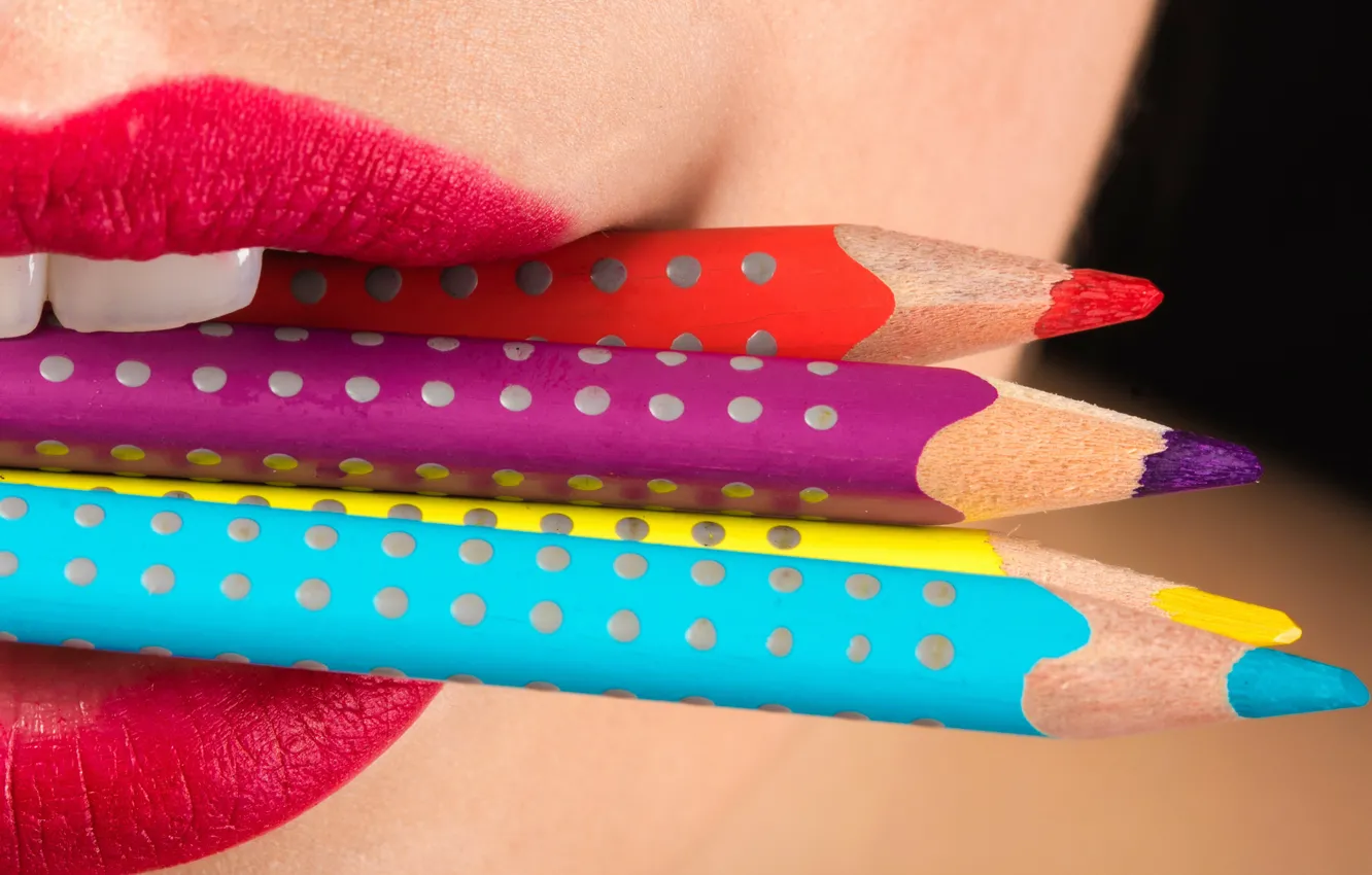 Photo wallpaper teeth, pencils, lips, lips, teeth, pencils, bright lipstick, bright lipstick