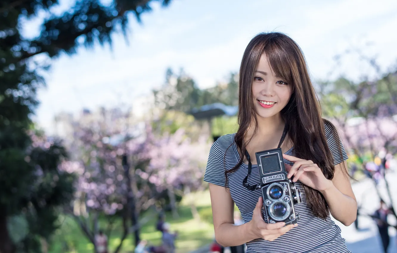Photo wallpaper summer, girl, face, smile, hair, the camera, lens