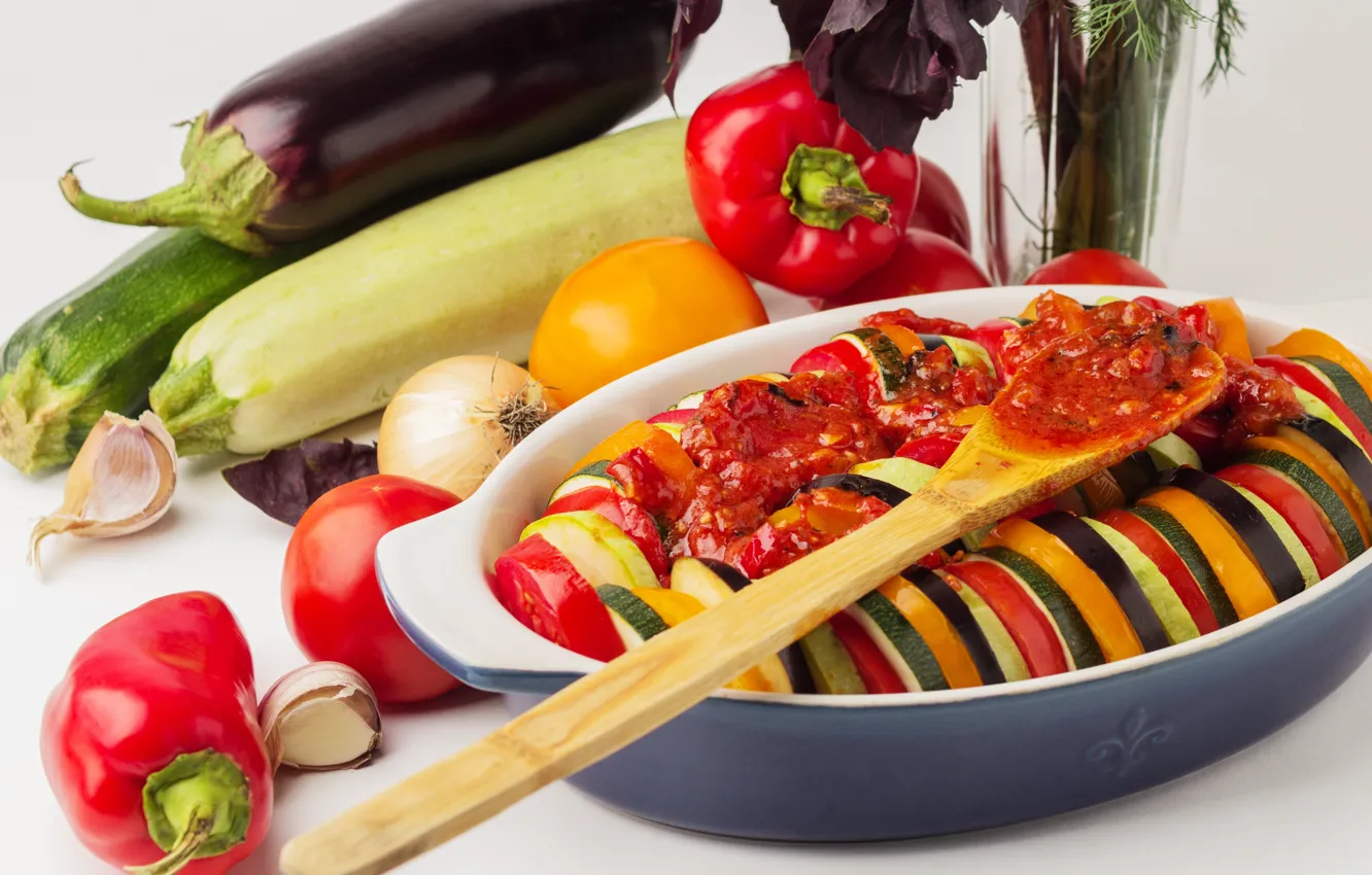 Photo wallpaper food, eggplant, vegetables, tomatoes, garlic, zucchini, red pepper, casserole
