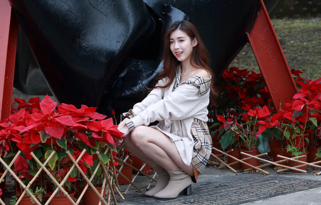 Photo wallpaper flowers, pose, model, portrait, makeup, figure, hairstyle, pot