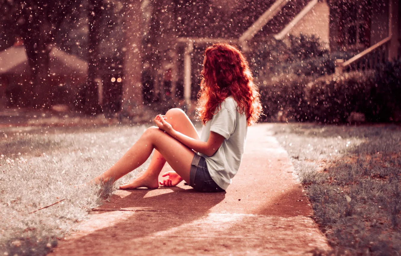 Photo wallpaper red, girl, hair, Rainfall