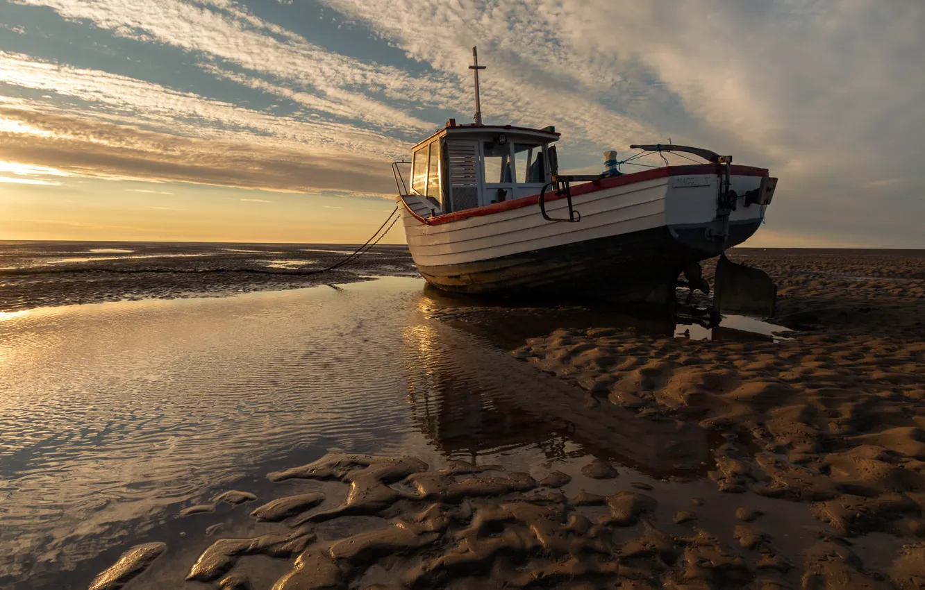 Photo wallpaper sea, shore, ship