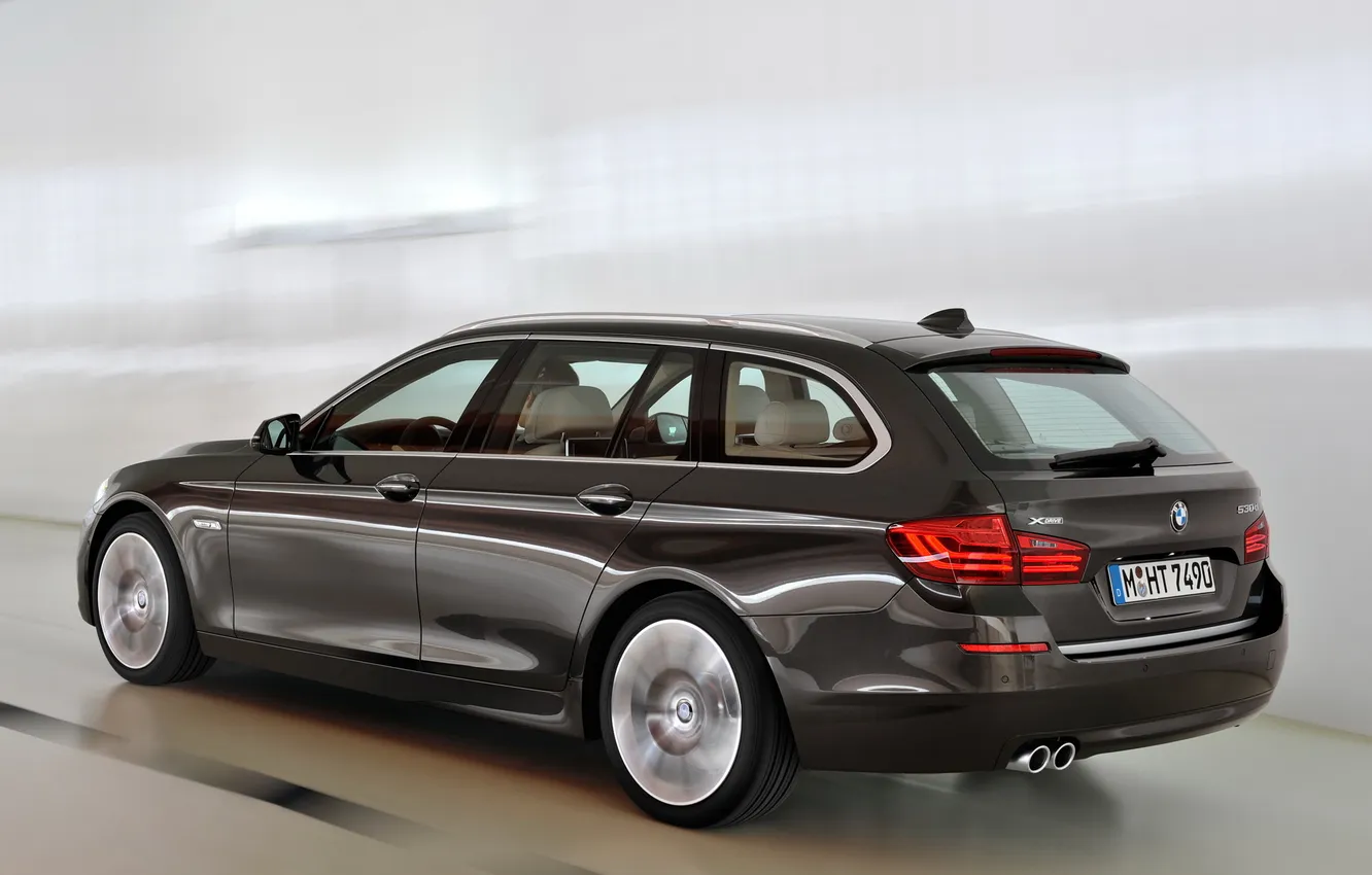 Photo wallpaper machine, auto, BMW, BMW, in motion, xDrive, Touring, Modern Line