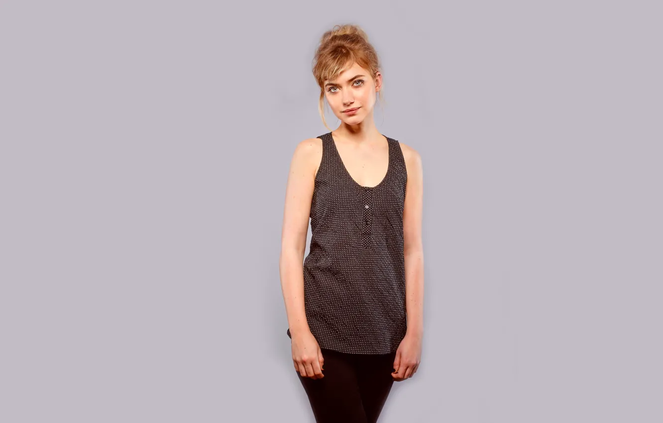Photo wallpaper photoshoot, Imogen Poots, Empire
