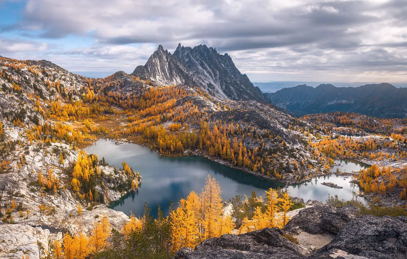 Photo wallpaper autumn, trees, mountains, lake, The cascade mountains, Washington State, Cascade Range, Alpine Lakes Wilderness
