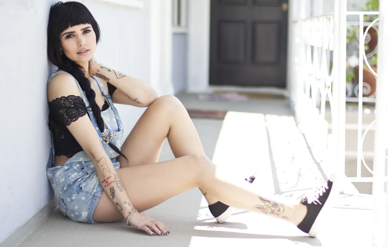 Photo wallpaper look, girl, brunette, tattoo, Hanna Beth