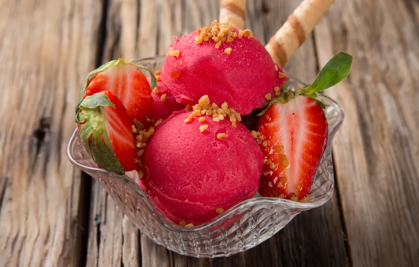 Photo wallpaper strawberry, ice cream, dessert, sweet sticks, walnut crumb