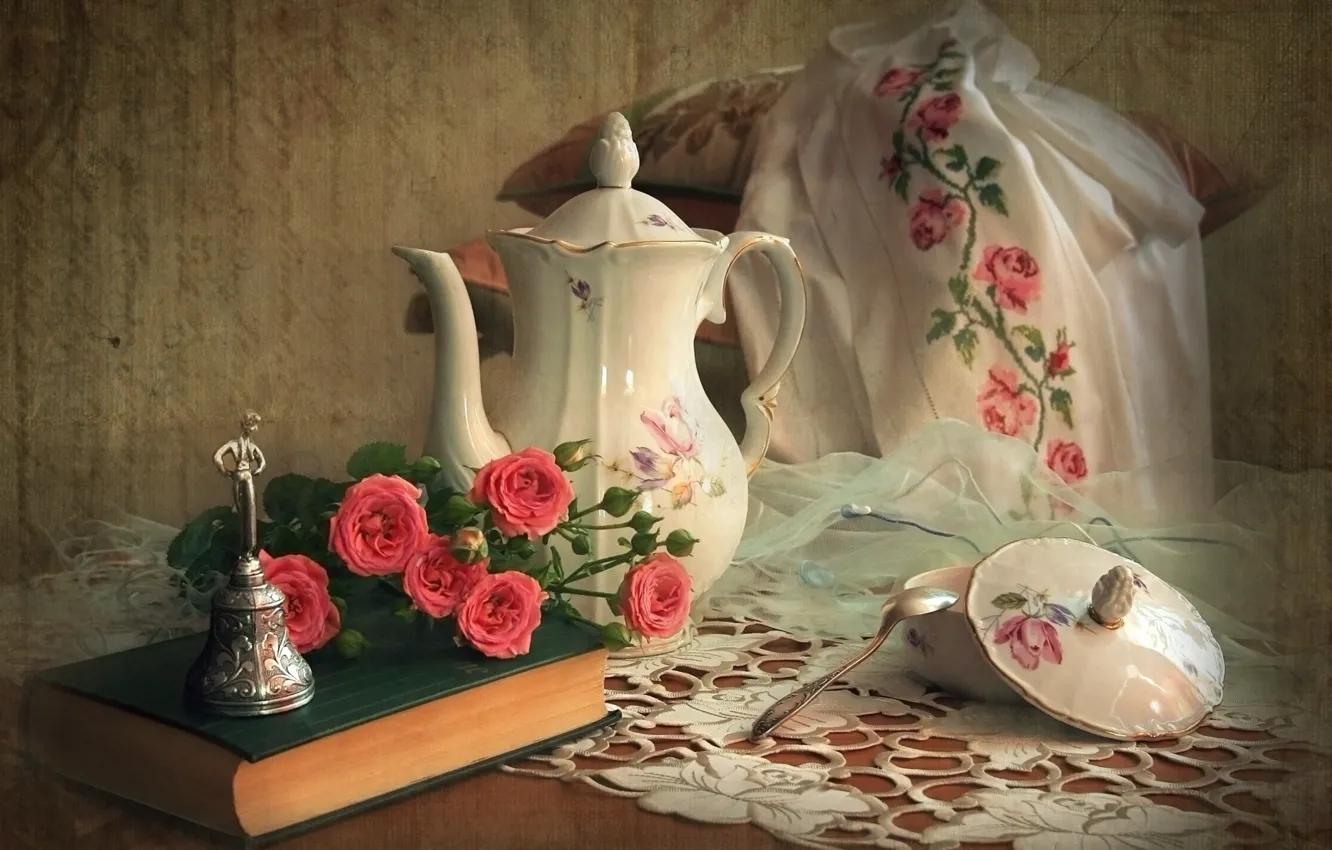 Photo wallpaper roses, spoon, book, pitcher, bell