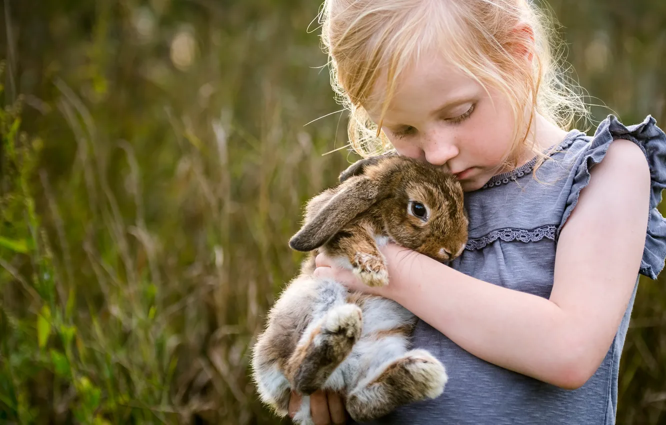 Photo wallpaper mood, rabbit, girl