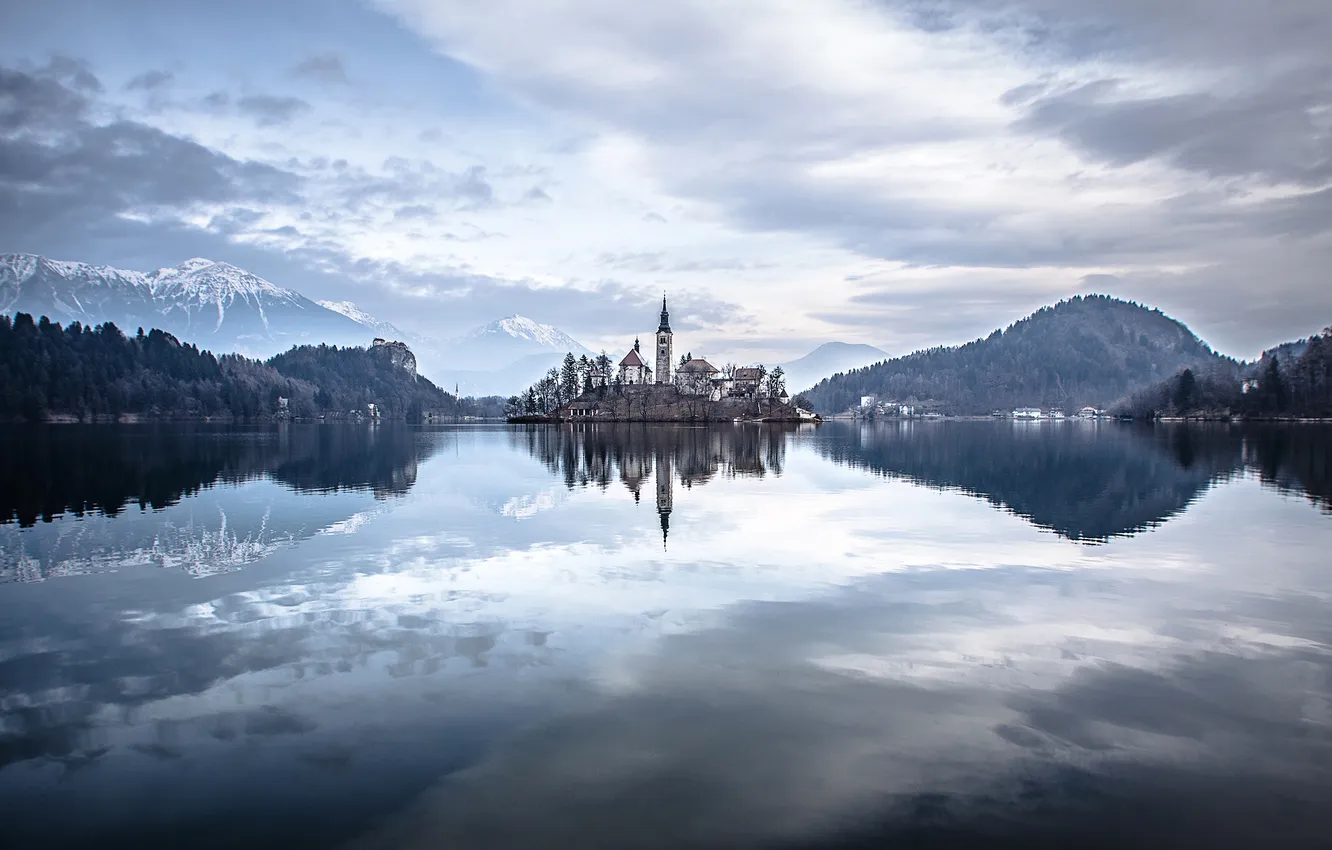 Photo wallpaper mountains, lake, island, home, Church, Slovenia, Bled