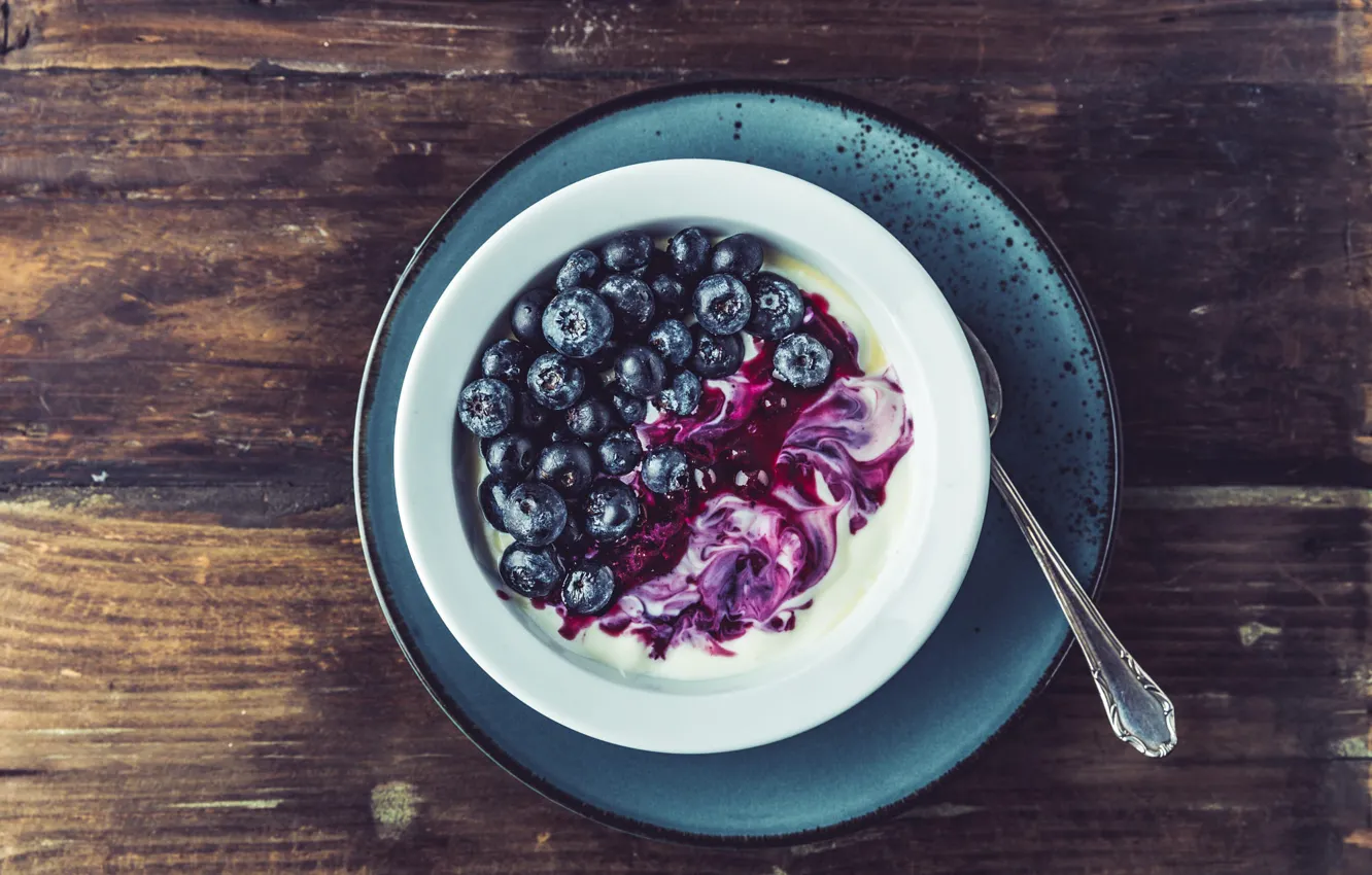 Photo wallpaper berries, table, Board, food, divorce, blueberries, plate, bowl