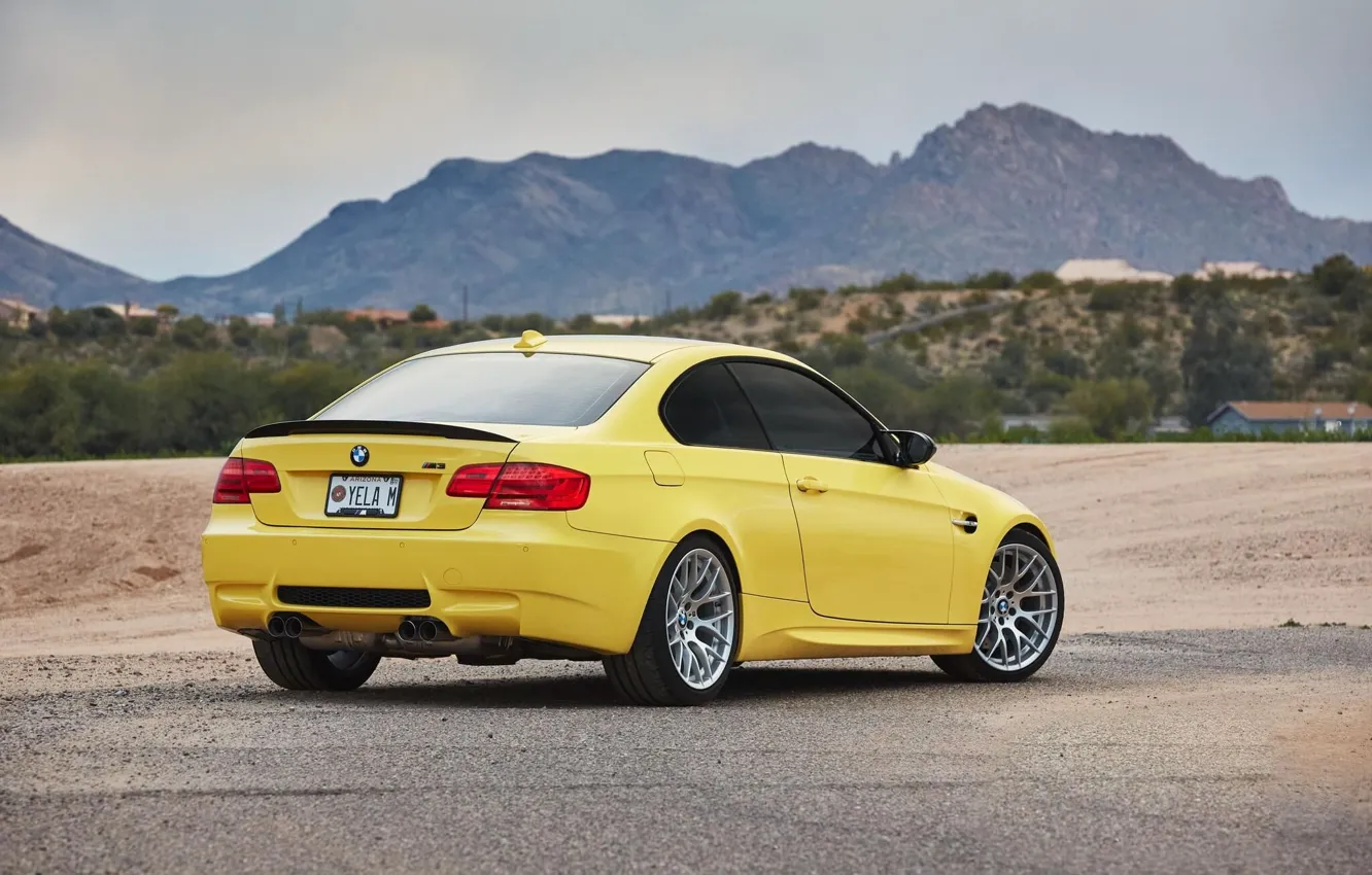 Photo wallpaper E92, Rear view, M3 Competition, Dakar yellow