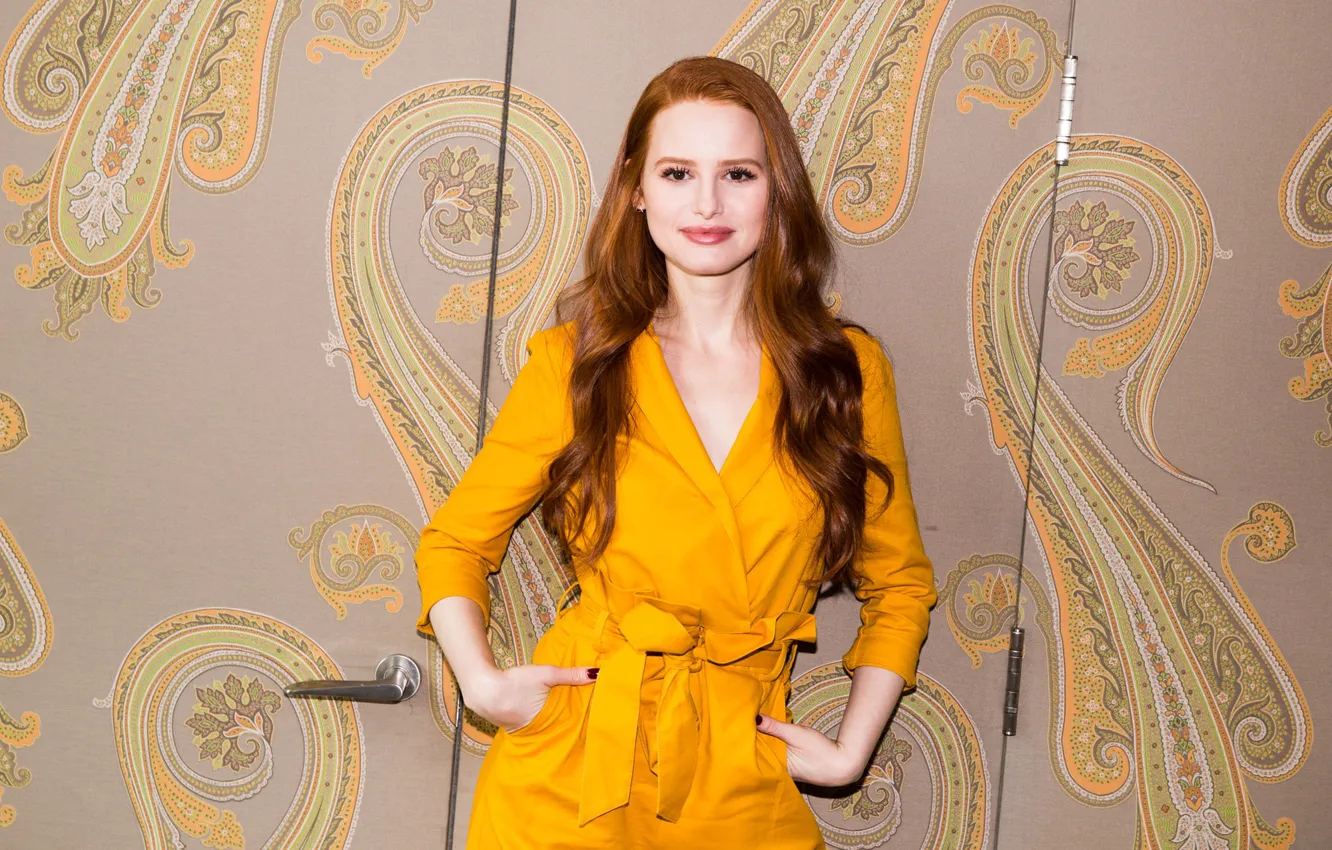 Photo wallpaper actress, red, Madelaine Petsch