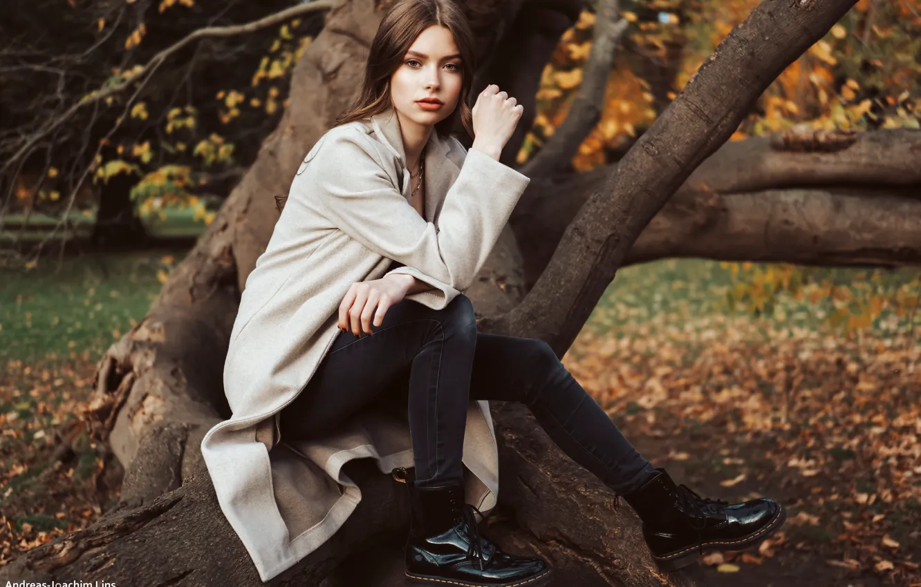 Photo wallpaper autumn, look, girl, trees, pose, shoes, coat, Andreas-Joachim Lins