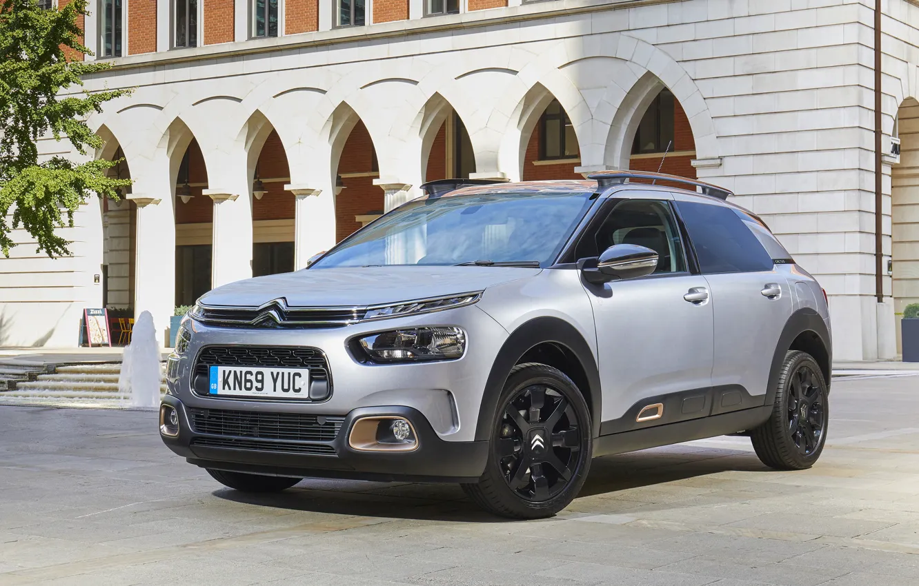 Photo wallpaper road, building, Citroen, crossover