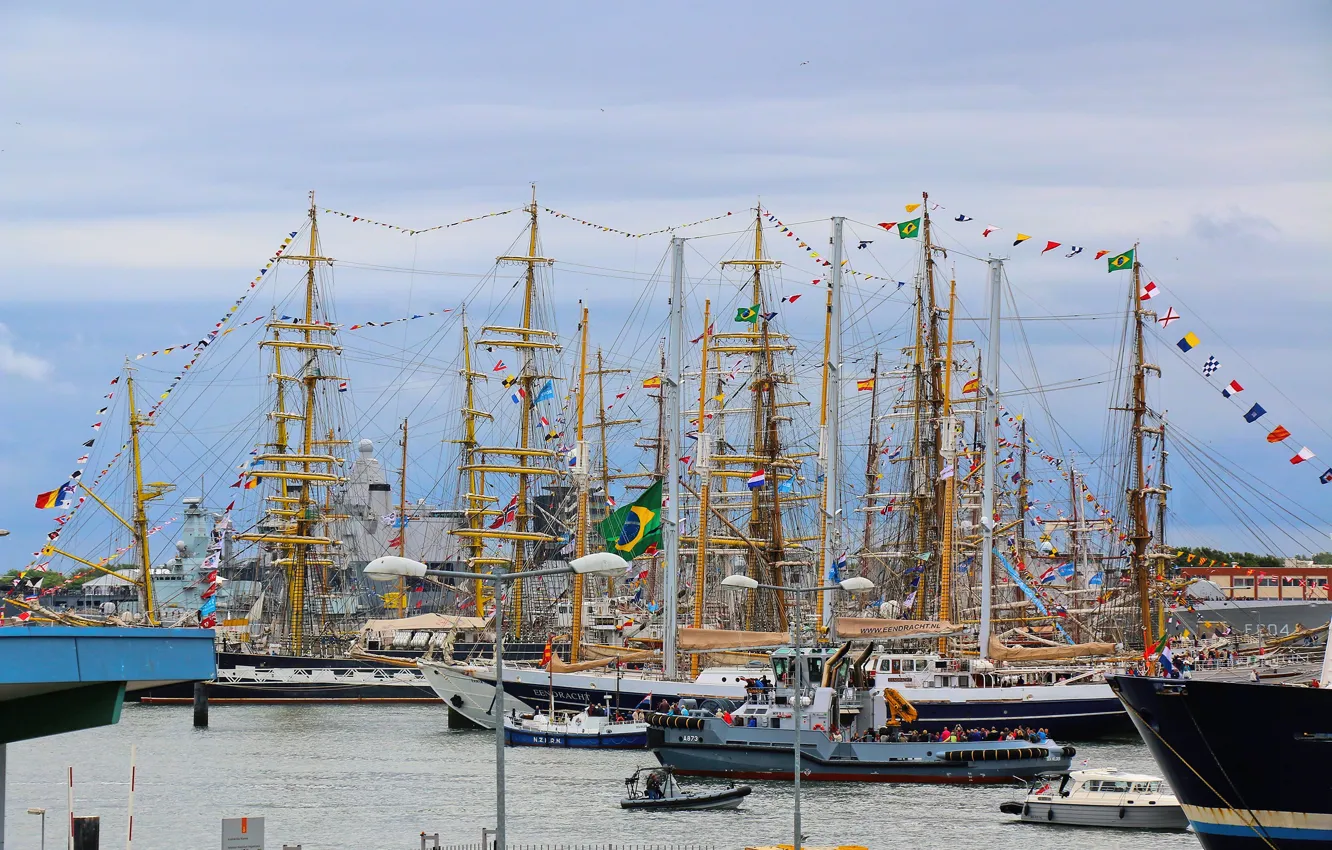 Photo wallpaper ship, sailboat, port, boat, pierce, Netherlands, flags, Den Helder