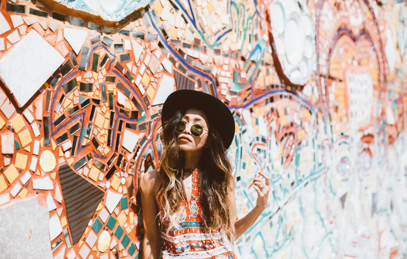 Photo wallpaper wall, hat, glasses, Rie