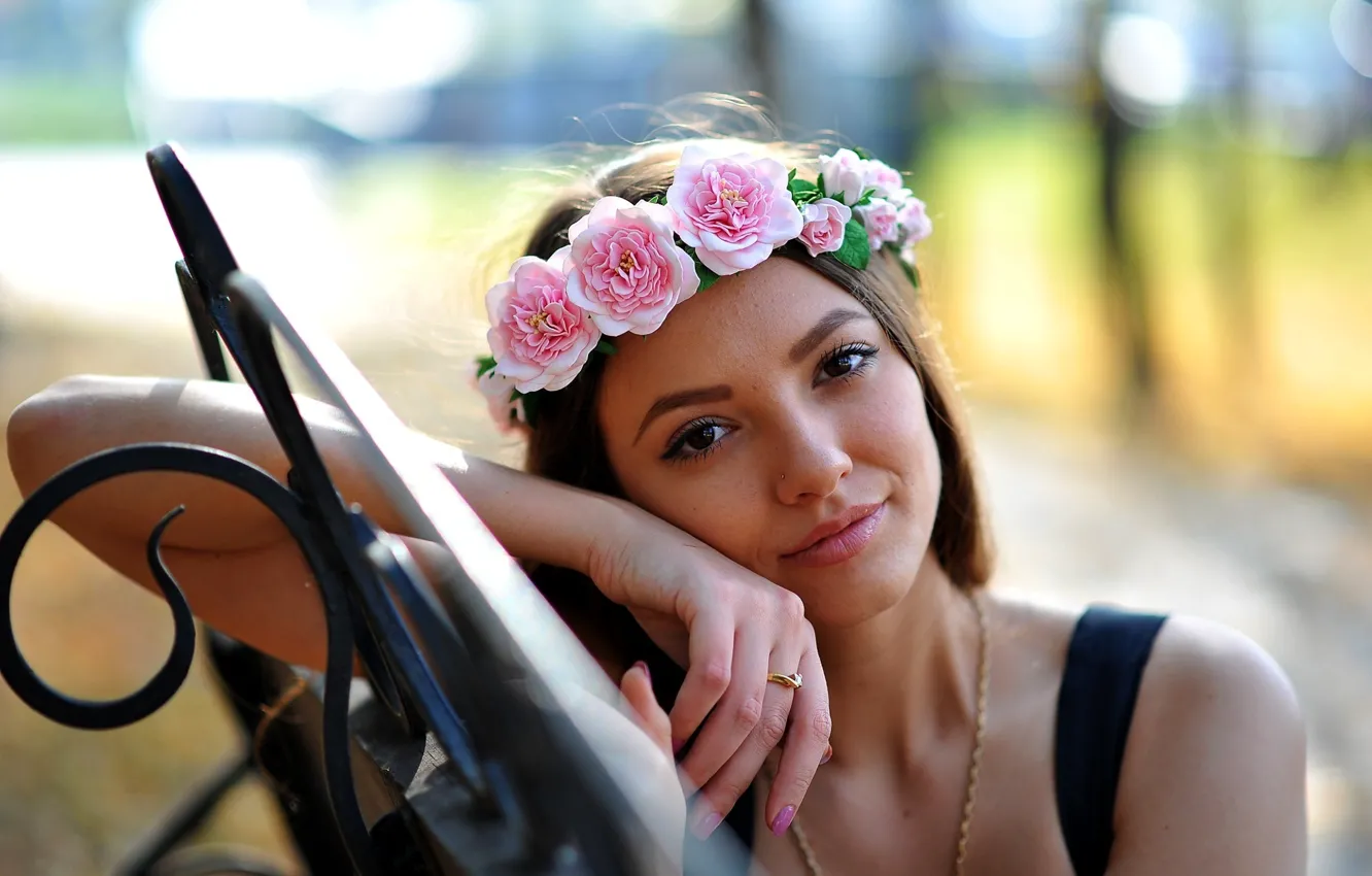 Photo wallpaper look, girl, the sun, pose, portrait, makeup, brunette, shop
