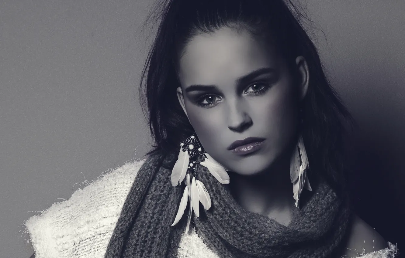 Photo wallpaper eyes, look, girl, face, background, model, earrings, lips