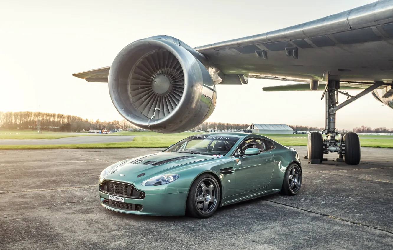 Photo wallpaper Vantage, Aston martin, airplane, turbine