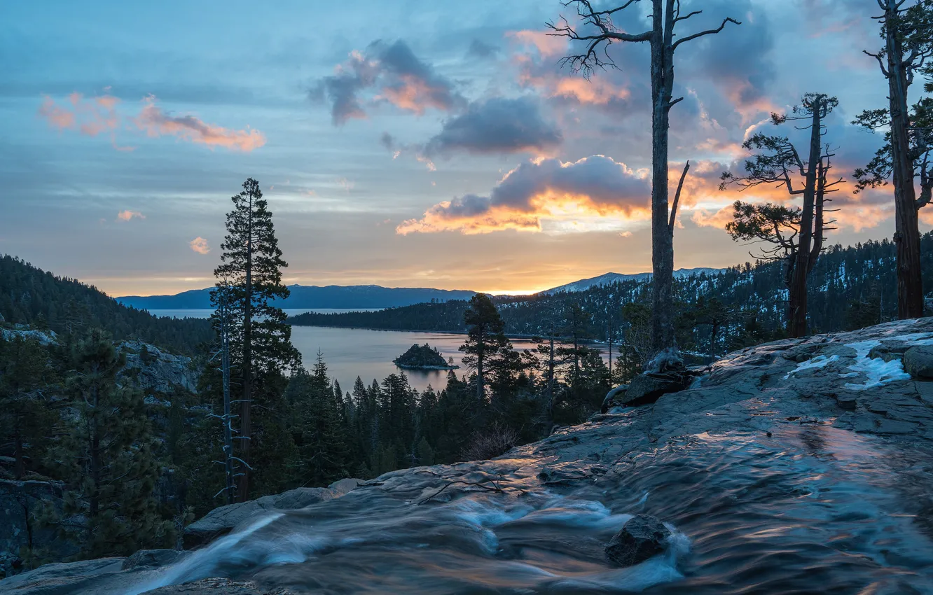 Photo wallpaper lake, waterfall, CA, panorama, California, Lake Tahoe, lake Tahoe, waterfalls Needles