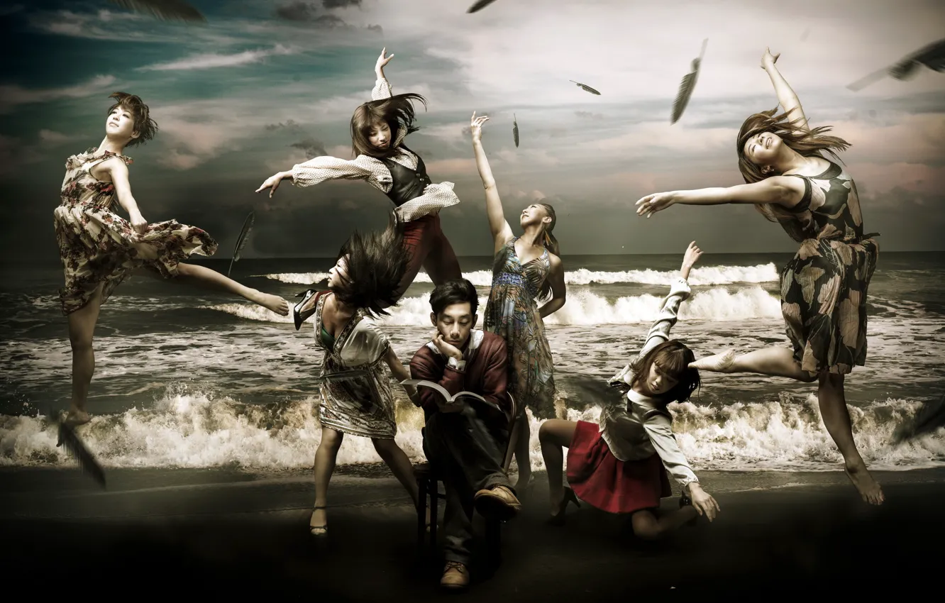 Photo wallpaper sea, girls, the situation, book, guy