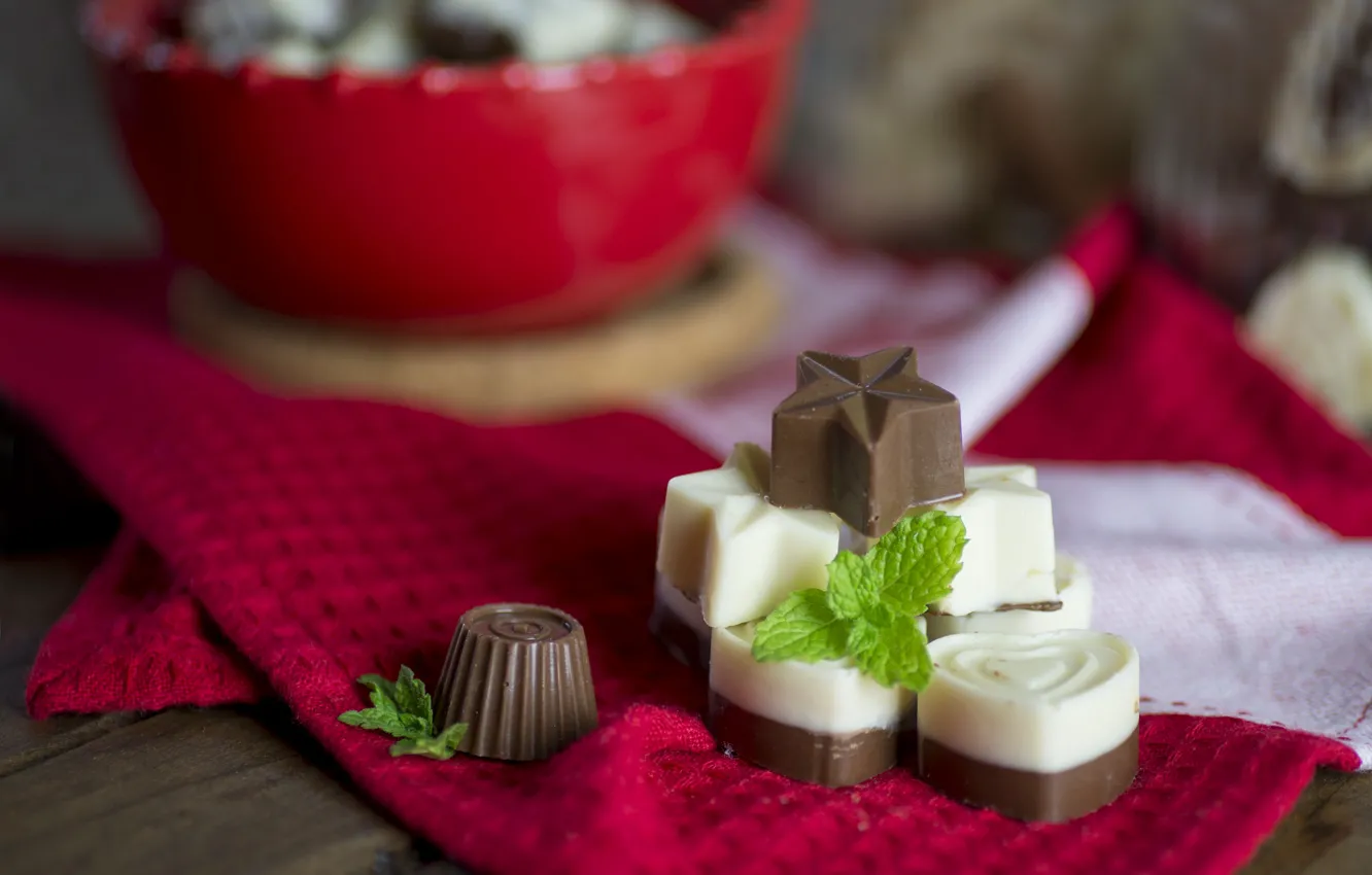 Photo wallpaper macro, chocolate, candy, bokeh, chocolates