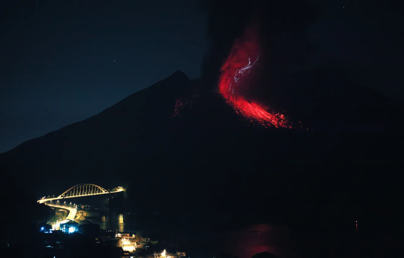 Photo wallpaper the city, lights, element, the volcano, the eruption, lava, Sakurajima