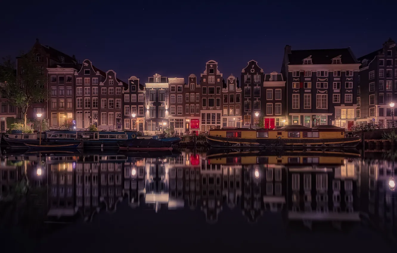 Photo wallpaper night, the city, lights, boat, home, Amsterdam, channel, Netherlands