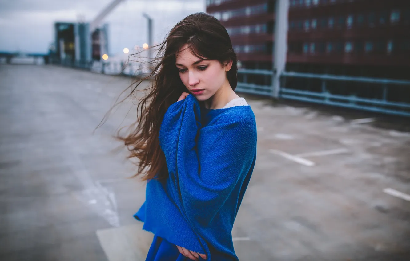 Photo wallpaper roof, eyes, girl, the city, hair, rainy, lips the wind