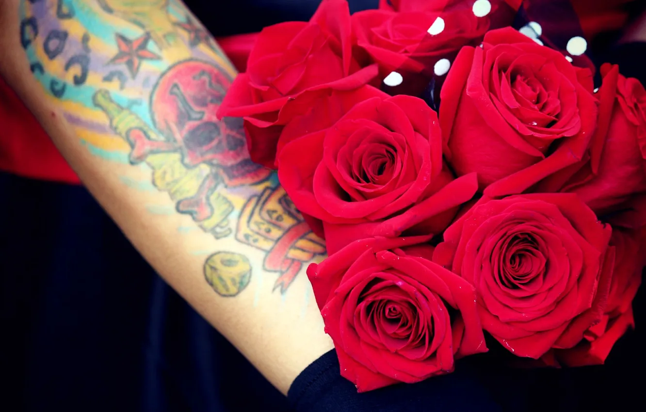 Photo wallpaper RED, SKULL, HAND, ROSES, BOUQUET, TATTOO