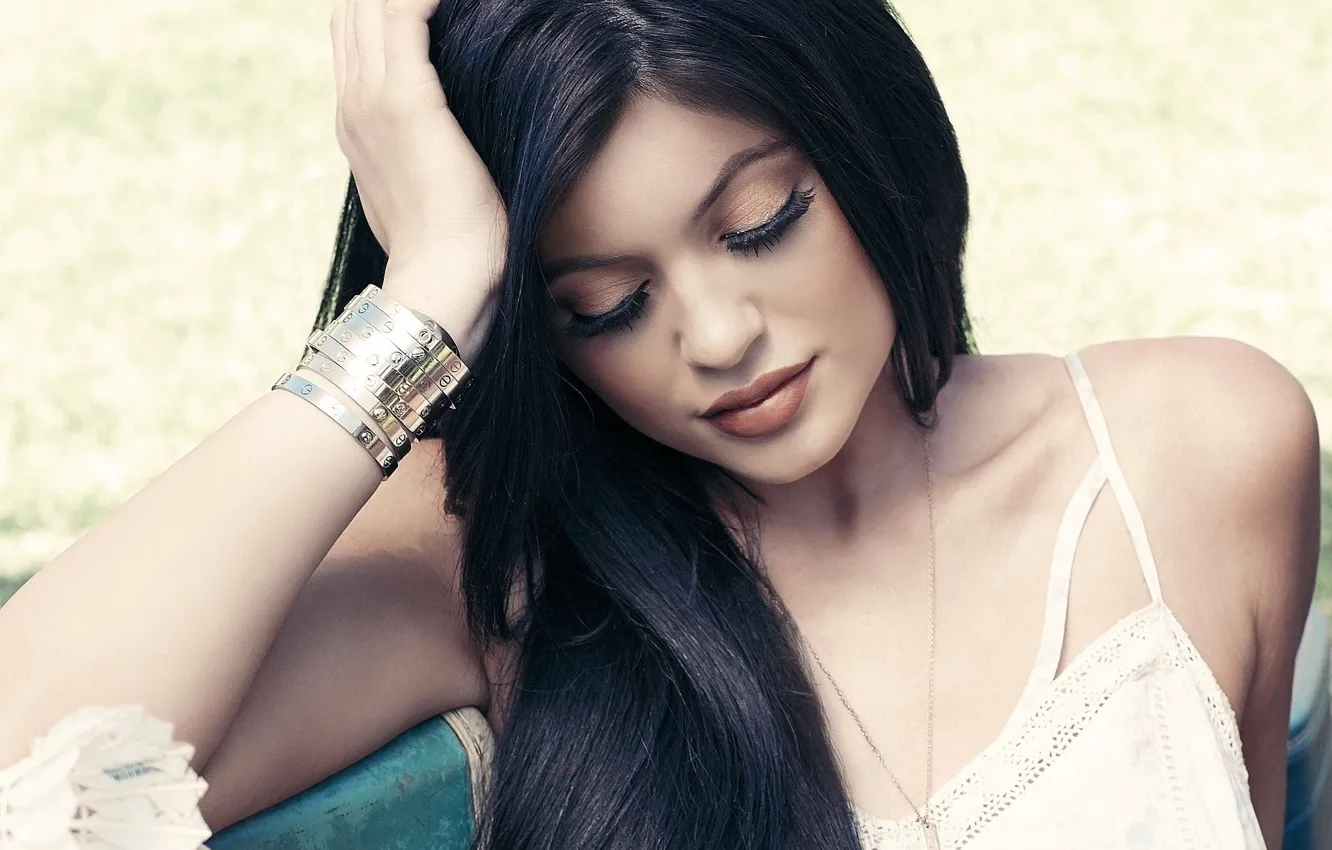 Photo wallpaper girl, brunette, celebrity, Kylie Jenner