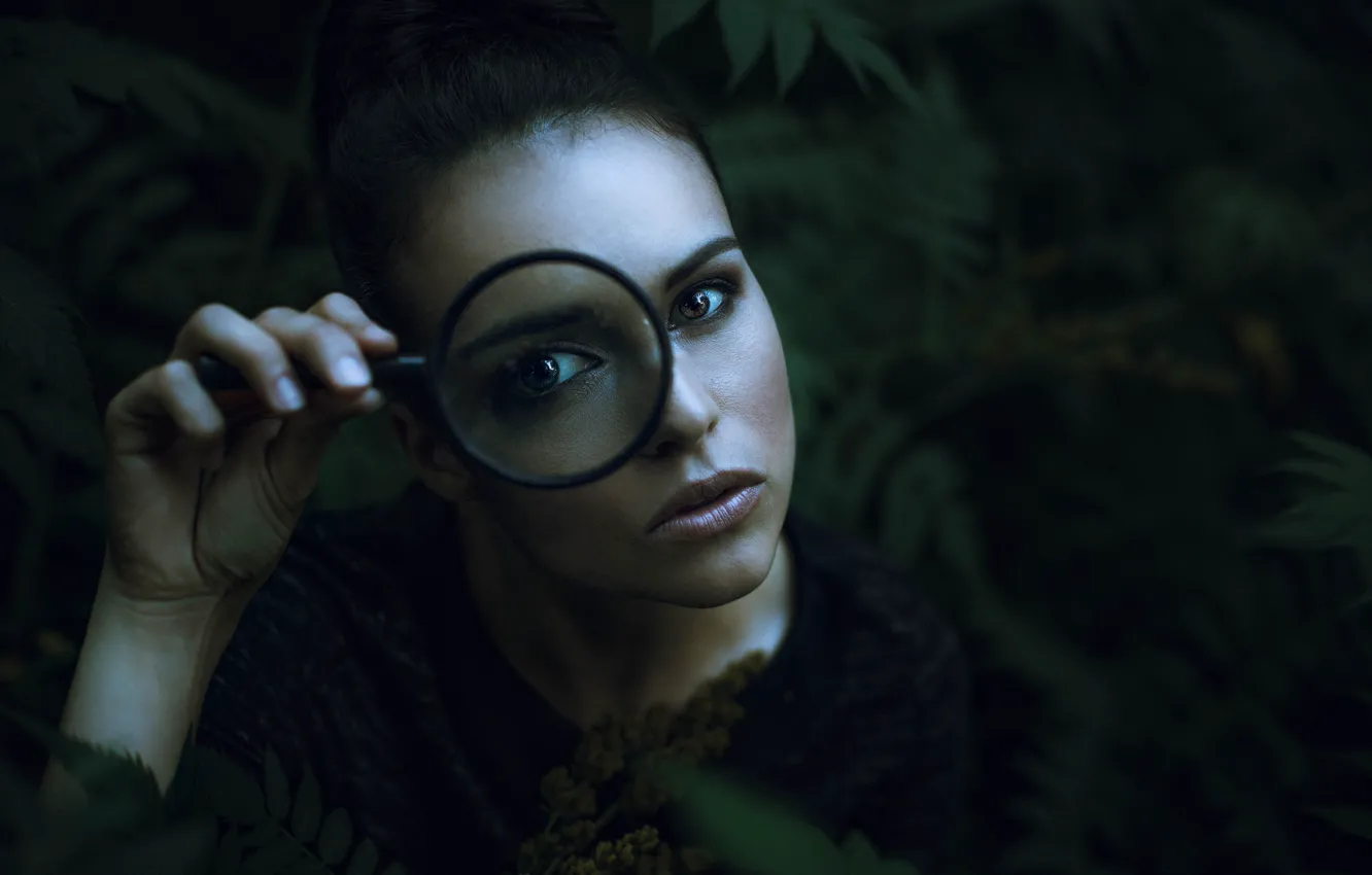 Photo wallpaper girl, face, portrait, magnifier