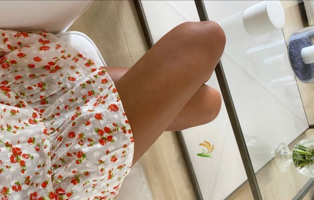 Photo wallpaper girl, elegance, slender legs, tanned legs, floral dress