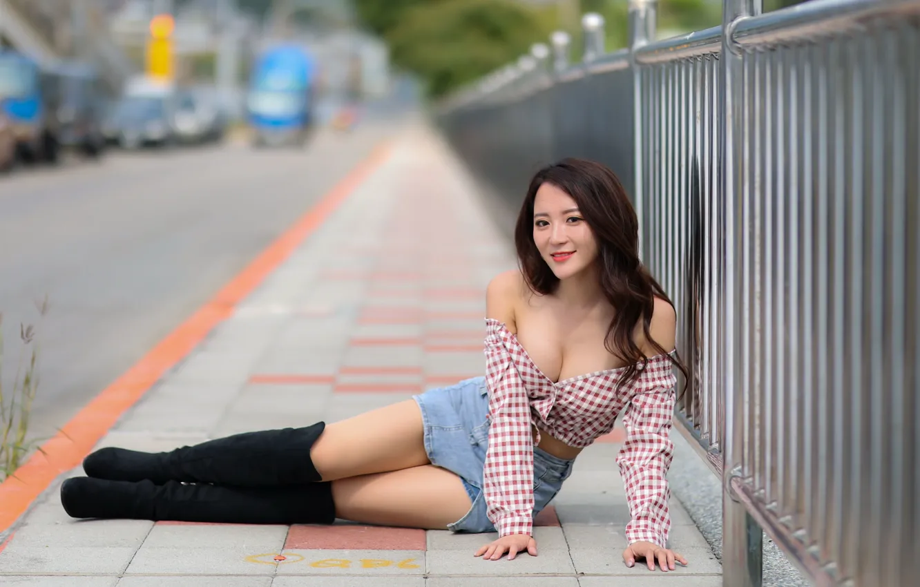 Photo wallpaper girl, street, Asian