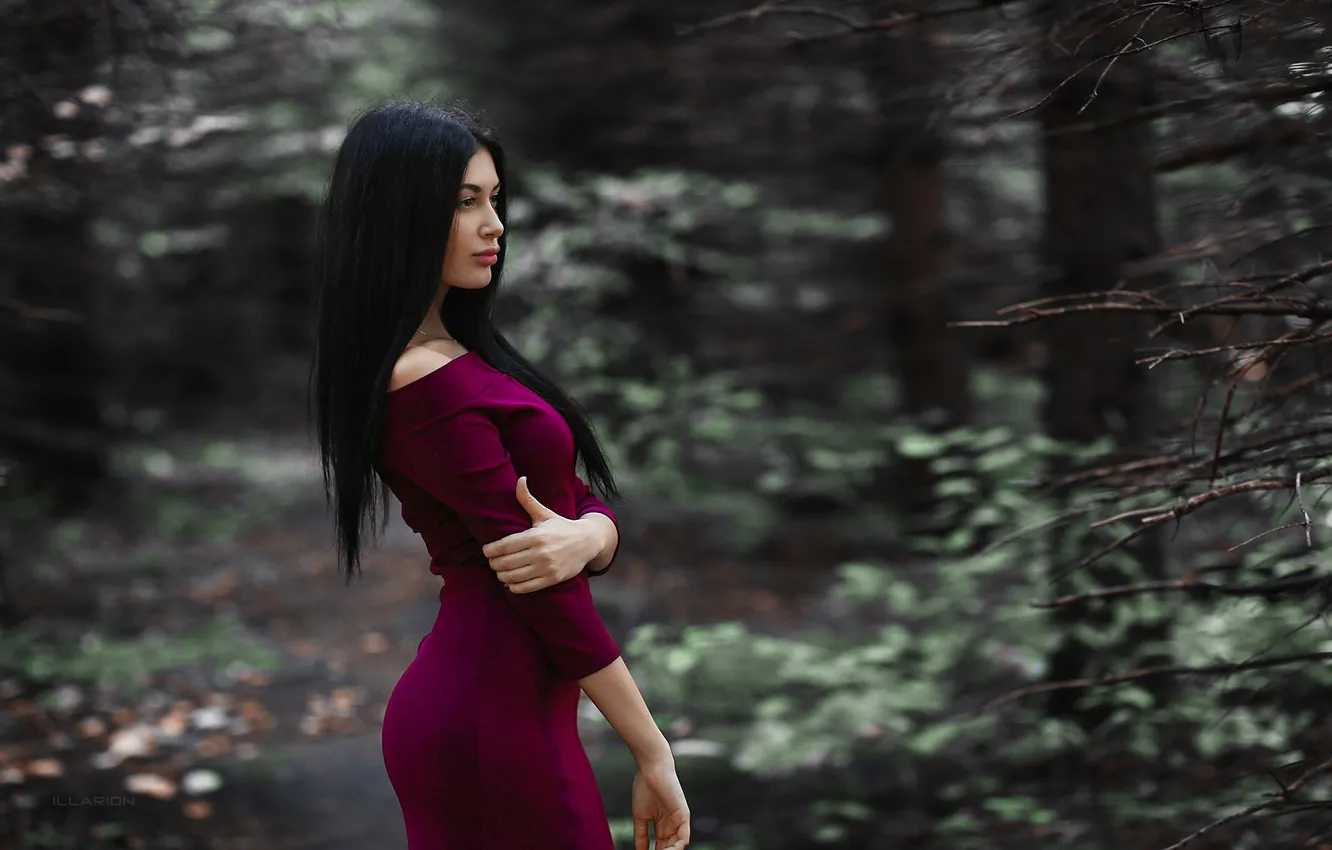 Photo wallpaper trees, sexy, model, portrait, makeup, figure, dress, brunette