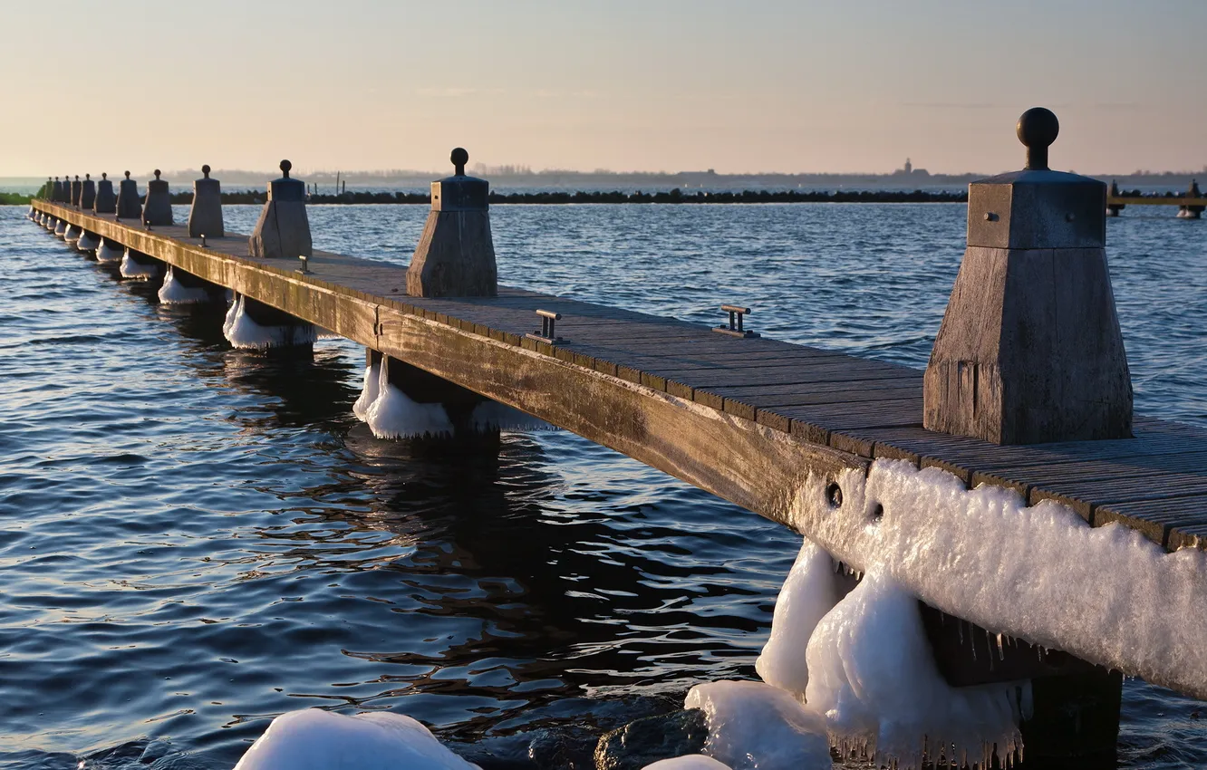 Photo wallpaper bridge, lake, ice