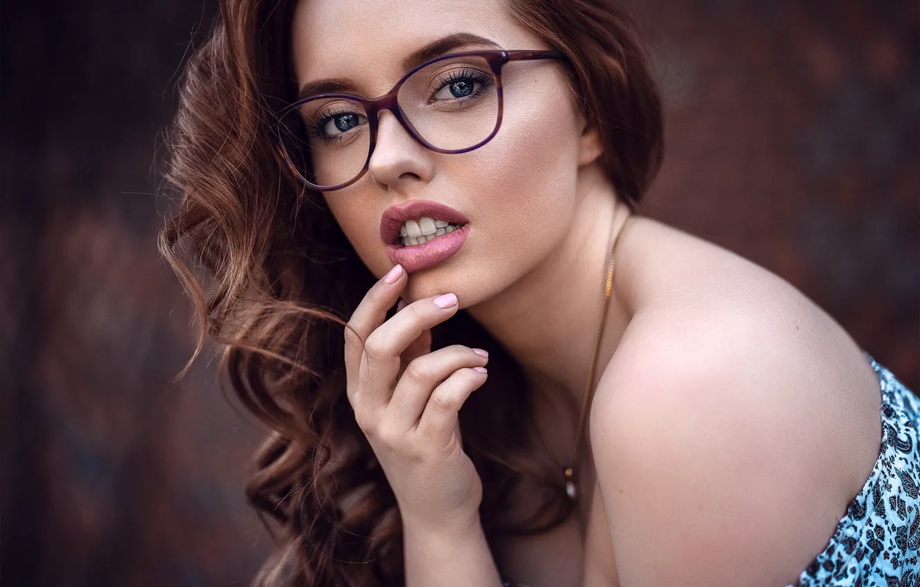 Photo wallpaper look, pose, model, portrait, makeup, glasses, hairstyle, brown hair