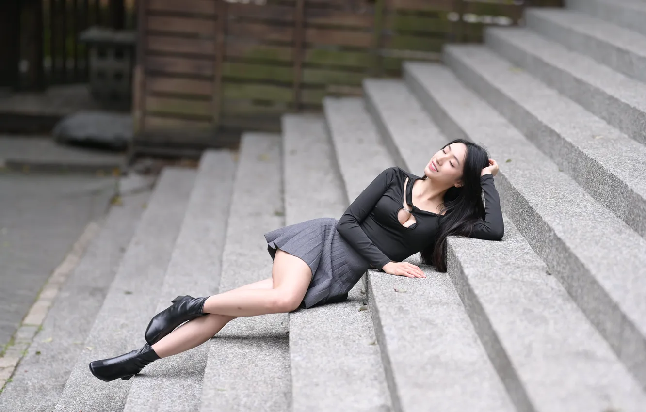 Photo wallpaper girl, stage, Asian