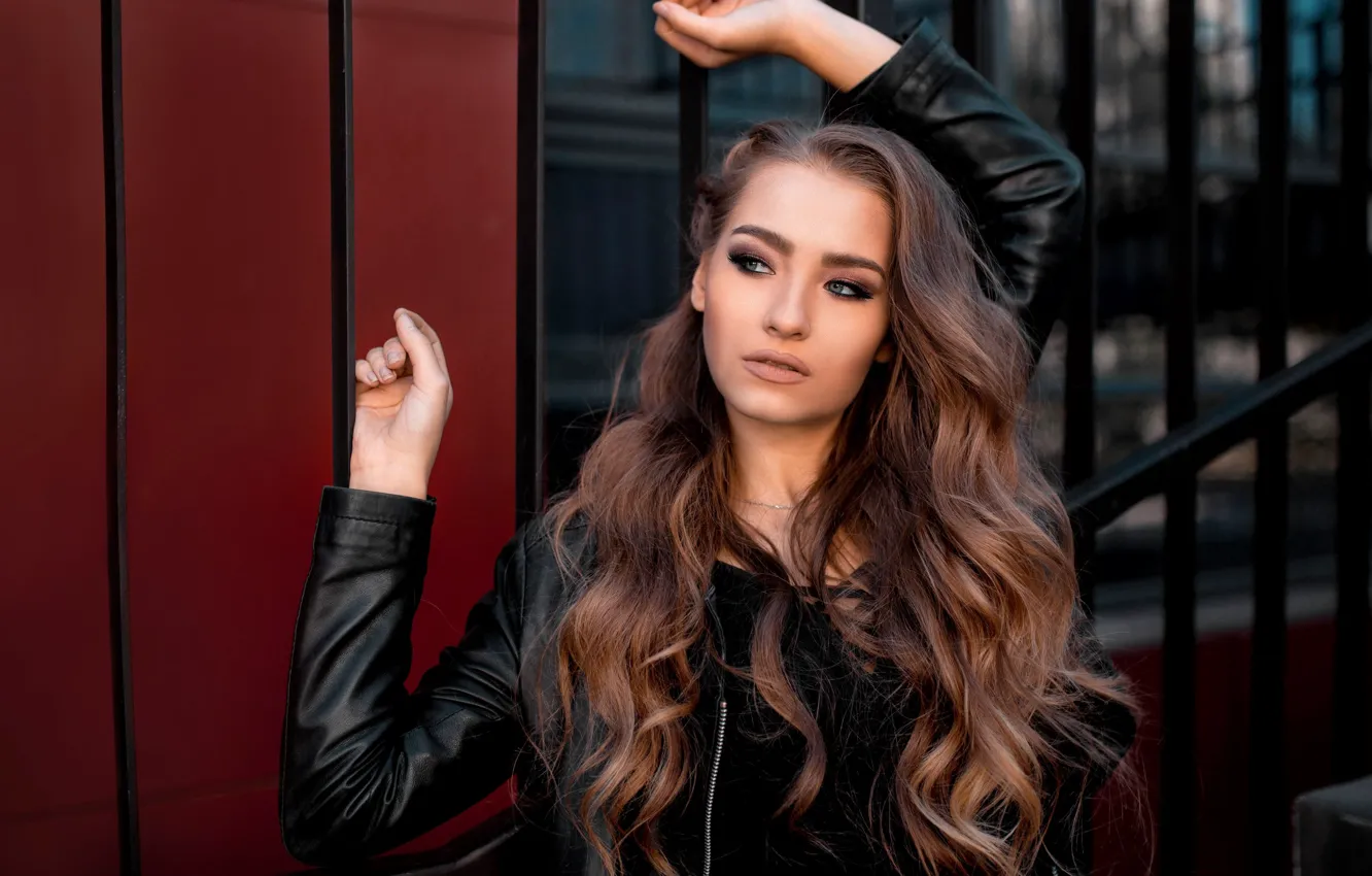 Photo wallpaper pose, model, portrait, hands, makeup, jacket, hairstyle, brown hair