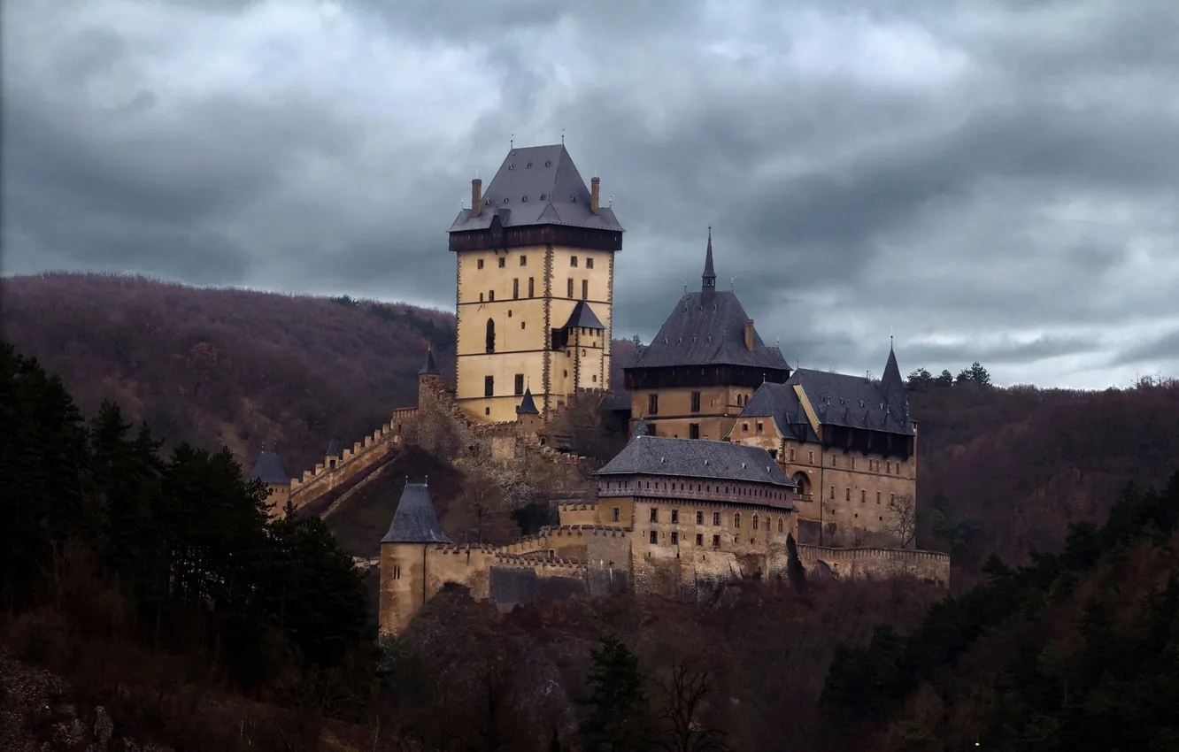Photo wallpaper forest, landscape, clouds, castle, overcast, hills, Czech Republic, Karlstejn Castle