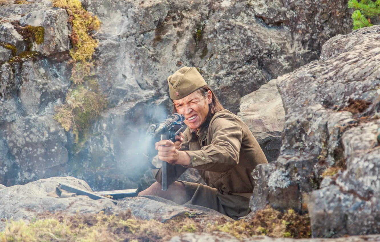 Photo wallpaper machine, shootout, The dawns here are quiet, Rita Osyanina, Anastasia Mikulchina