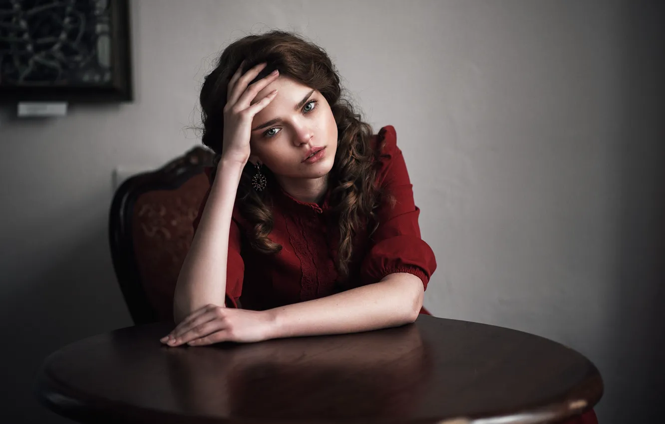 Photo wallpaper girl, face, model, portrait, earrings, tilt, dress, light