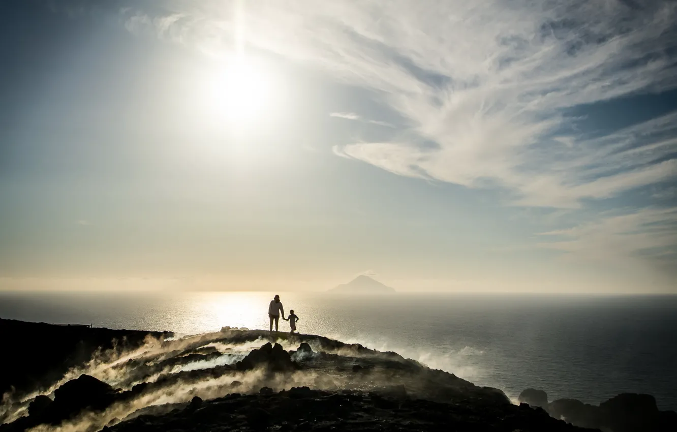 Photo wallpaper sea, people, morning