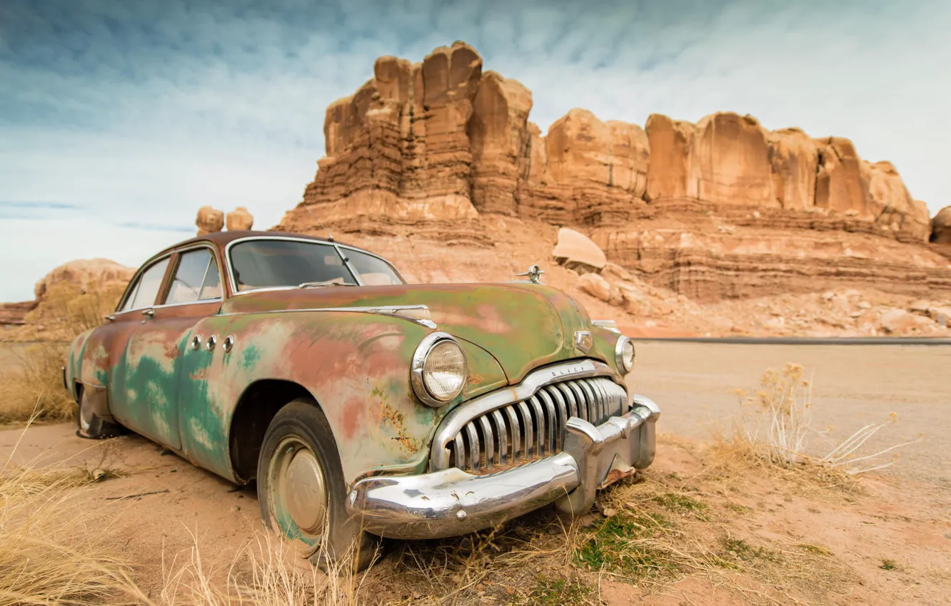 Photo wallpaper machine, auto, mountains, retro, desert, canyon