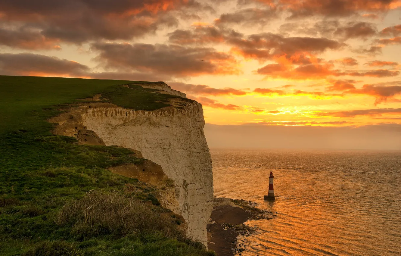 Photo wallpaper sea, clouds, rock, lighthouse, England, glow
