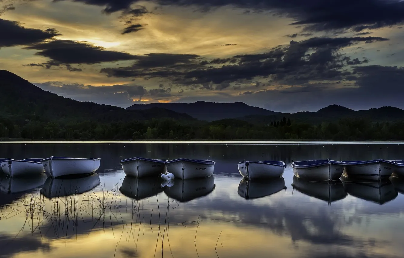 Photo wallpaper night, lake, boats