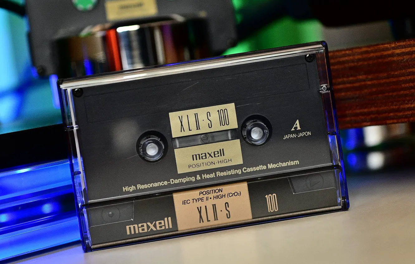Photo wallpaper cassette, MAXELL, type II, Chrome tape, XLII-S