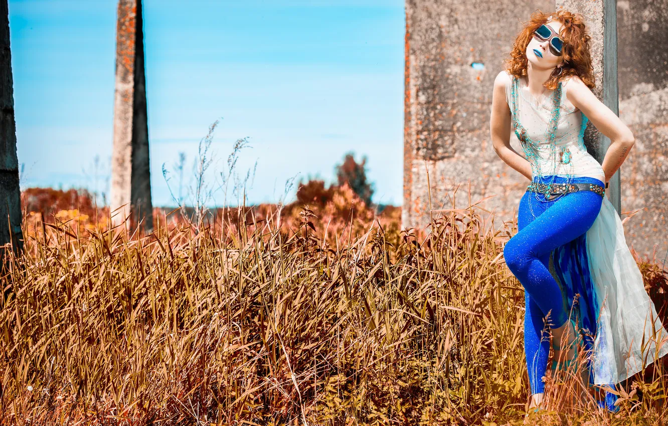 Photo wallpaper grass, girl, landscape, style, glasses, outfit, red, nature