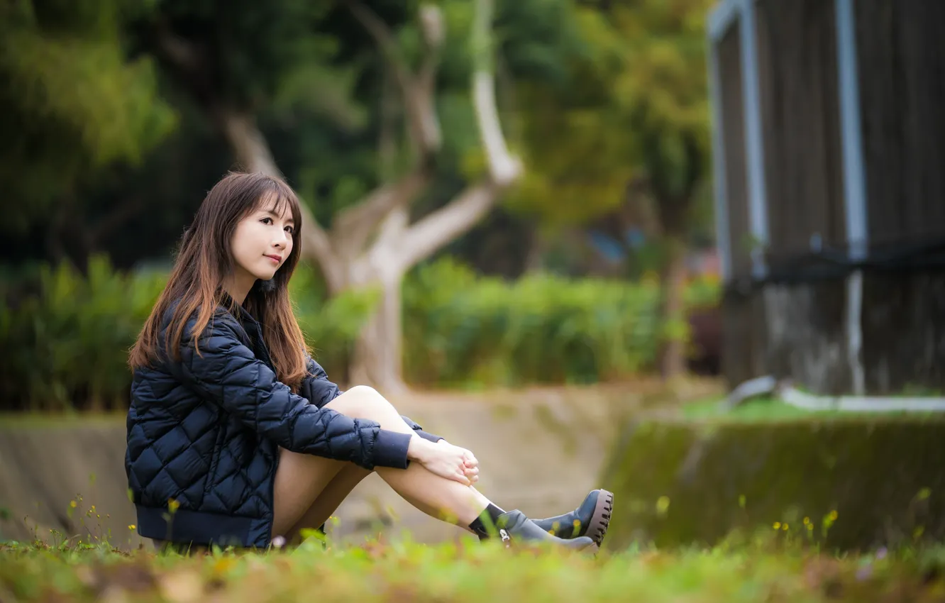 Photo wallpaper grass, girl, Asian, sitting, cutie, bokeh